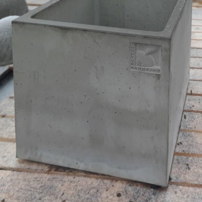 Квітник Соло 600х600х620 (1)
