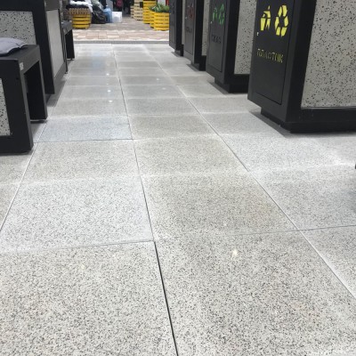 Плита полірована 500x500  h-60