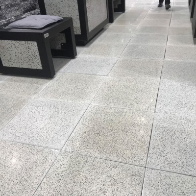 Плита полірована 500x500  h-60